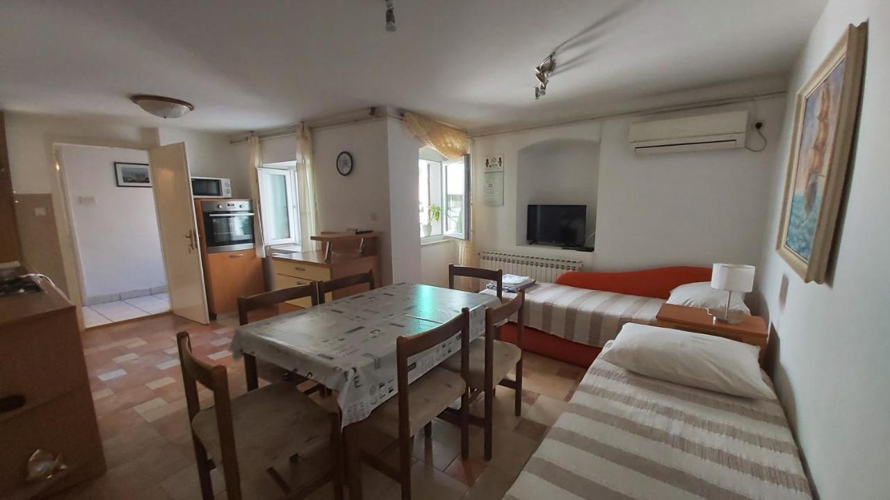 Apartment Uskok Senj  Exterior foto